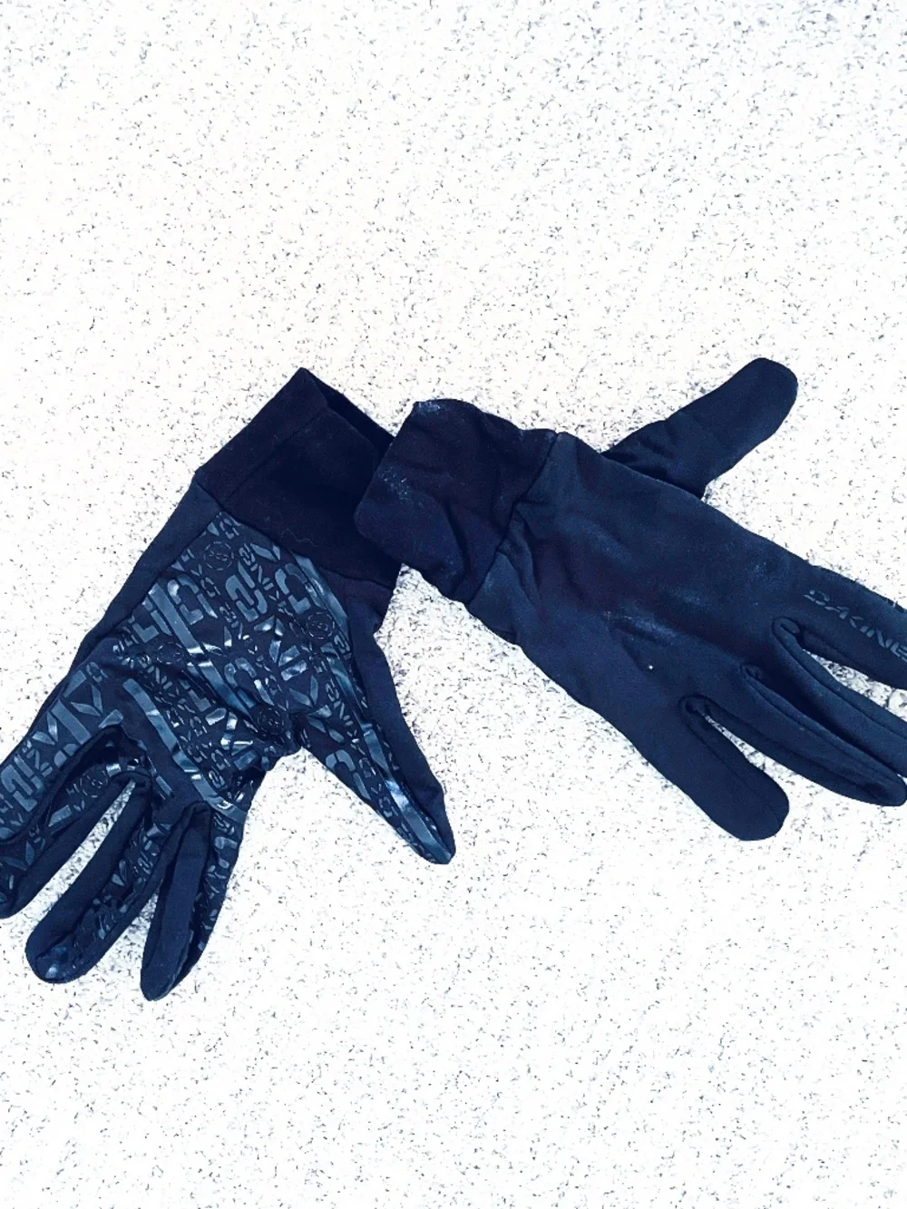 Dakine-ski glove/mitten liner-medium